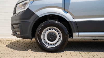 VW Crafter L3H2 35 2.0 BiTDI 4x4 (pohľad do interiéru)