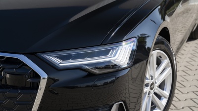 AUDI A6 Limuzína 2.0 TDI Quattro (pohľad zboku)