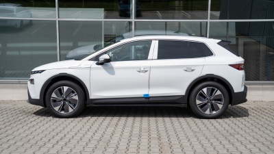 Škoda Elroq 85 Selection (pohľad zboku)