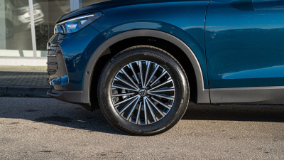 VW Tiguan 1.5 eTSI Limited (pohľad do interiéru)