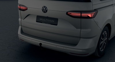 VW Multivan Bulli 2.0 TDI (pohľad do interiéru)