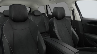VW Passat Variant 2.0 TDI Business (pohľad do interiéru)