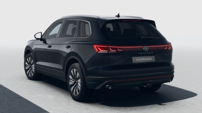 VW Touareg 3.0 TDI Limited (pohľad zozadu)