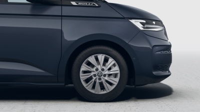 VW Multivan Bulli Long 2.0 TDI (pohľad spredu)