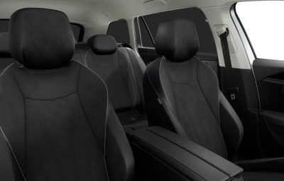 VW Passat Variant 1.5 TSI eHybrid (pohľad do interiéru)