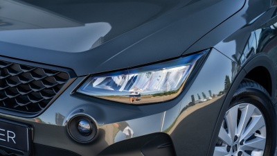 SEAT Arona 1.0 TSI Style Family (pohľad zboku)
