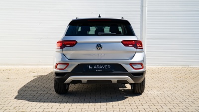 VW T-Roc 1.5 TSI Limited (pohľad spredu)