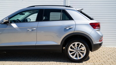 VW T-Roc 1.5 TSI Limited (pohľad do interiéru)