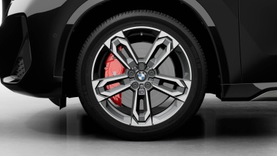 BMW X1 20d xDrive (pohľad spredu)
