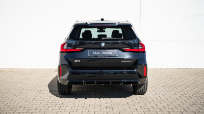 BMW X1 20d xDrive (pohľad do interiéru)
