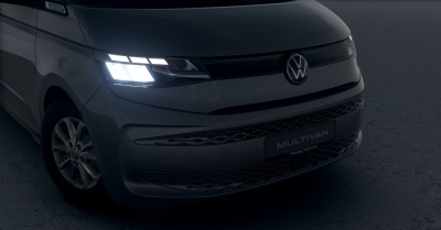 VW Multivan Bulli Long 2.0 TDI (pohľad do interiéru)