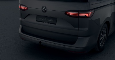 VW Multivan Bulli Long 2.0 TDI (pohľad do interiéru)
