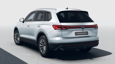 VW Touareg 3.0 TDI Limited (pohľad zozadu)