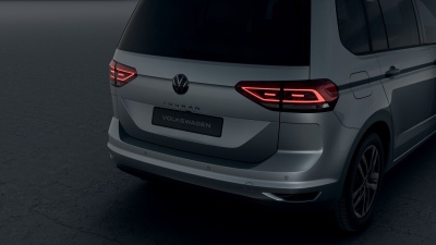 VW Touran 1.5 TSI Limited (pohľad do interiéru)