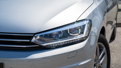 VW Touran 1.5 TSI Limited (pohľad do interiéru)