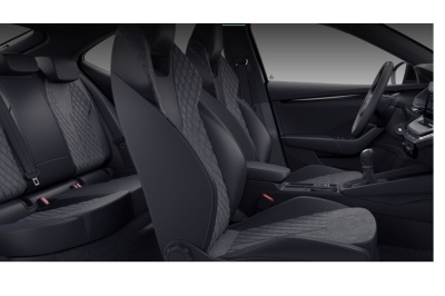 Škoda Octavia 2.0 TDI Sportline  (pohľad zozadu)