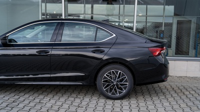 Škoda Octavia 2.0 TDI Sportline  (pohľad do interiéru)
