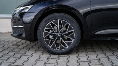 Škoda Octavia 2.0 TDI Sportline  (pohľad do interiéru)