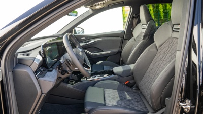 AUDI Q6 e-tron Quattro (pohľad zboku)