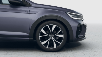 VW Taigo 1.5 TSI R-Line Limited (pohľad do interiéru)