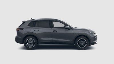 VW Tiguan 1.5 eTSI Limited (pohľad do interiéru)