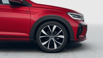 VW Taigo 1.5 TSI R-Line Limited (pohľad do interiéru)