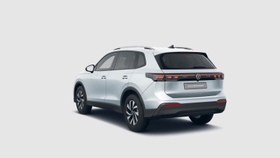 VW Tiguan 1.5 TSI Limited (pohľad zozadu)