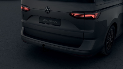 VW Multivan Bulli Long 2.0 TDI (pohľad do interiéru)