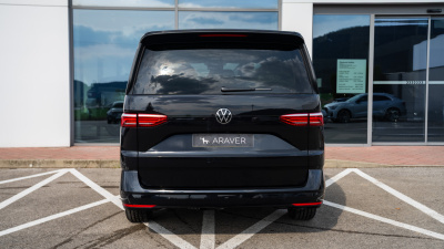 VW Multivan Bulli Long 2.0 TDI (pohľad spredu)