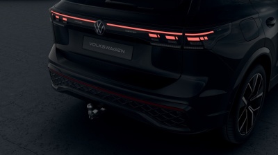 VW Tiguan 1.5 TSI eHybrid R-Line Limited (pohľad do interiéru)