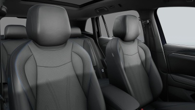 VW Tiguan 1.5 TSI eHybrid R-Line Limited (pohľad do interiéru)