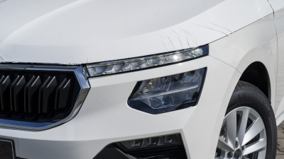 Škoda Kamiq 1.0 TSI Drive 130 (pohľad do interiéru)