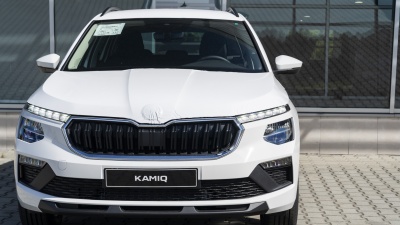 Škoda Kamiq 1.0 TSI Drive 130 (pohľad do interiéru)