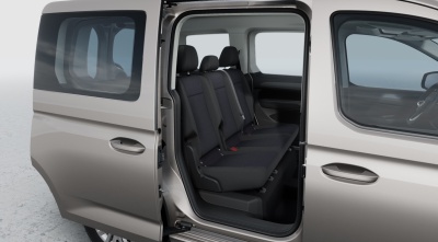 VW Caddy Basis 2.0 TDI (pohľad do interiéru)