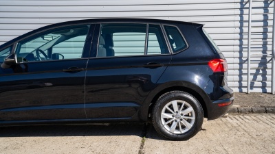 Volkswagen Golf Sportsvan 1.2 TSI Comfortline (pohľad do interiéru)