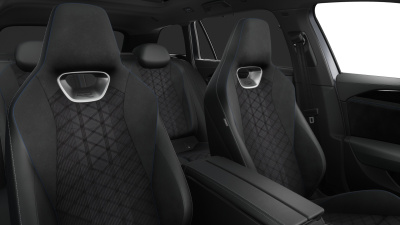 VW Passat Variant 2.0 TDI R-Line Limited 4x4 (pohľad do interiéru)