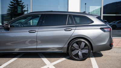 VW Passat Variant 2.0 TDI R-Line Limited 4x4