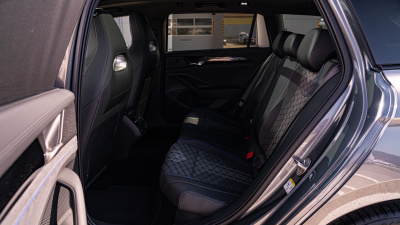 VW Passat Variant 2.0 TDI R-Line Limited 4x4