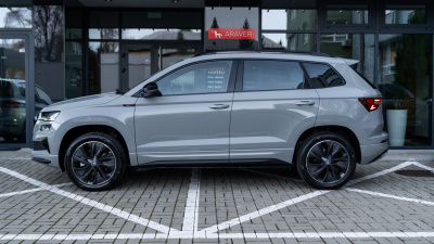 Škoda Karoq 1.5 TSI Sportline (pohľad zozadu)