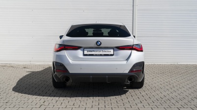 BMW 420d xDrive Gran Coupé (pohľad do interiéru)