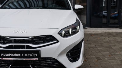 Kia ProCeed 1.5 T-GDi GT-Line (pohľad do interiéru)