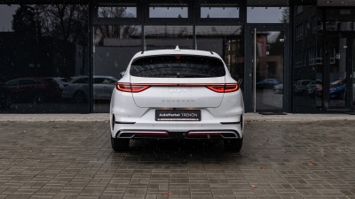 Kia ProCeed 1.5 T-GDi GT-Line (pohľad spredu)