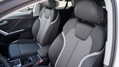 AUDI Q2 1.5 TFSI Advanced (pohľad do interiéru)