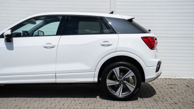 AUDI Q2 1.5 TFSI Advanced (pohľad do interiéru)