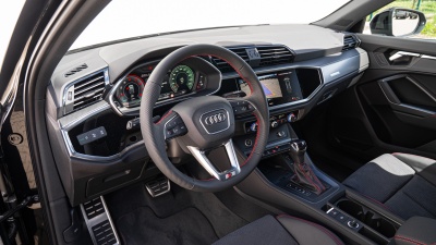 AUDI Q3 Sportback 2.0 TFSI Quattro Sport Edition (pohľad zozadu)