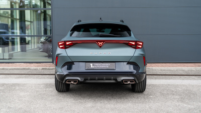 CUPRA Formentor VZ 1.5 PHEV (pohľad zozadu)