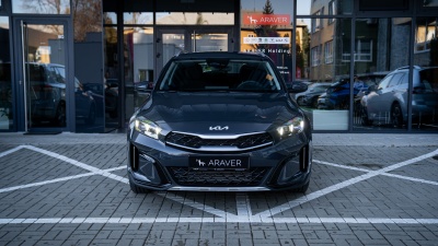 Kia XCeed 1.0 T-GDi Silver (pohľad zozadu)