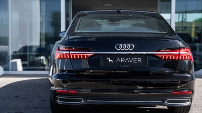 AUDI A6 limousine (pohľad do interiéru)