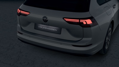 VW Golf Variant 1.5 TSI (pohľad do interiéru)