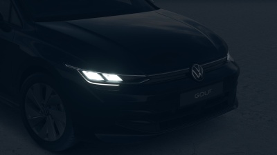 VW Golf 1.5 eTSI Limited (pohľad spredu)